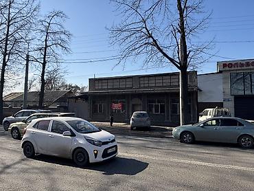 Продажа домов: Дом, 550 м², 9 комнат, Собственник — 2