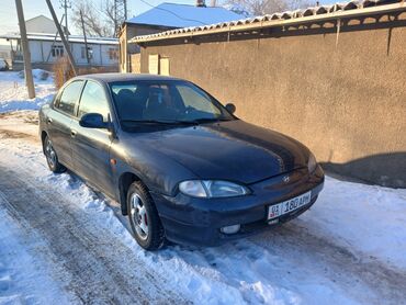 хундай центр: Hyundai Elantra: 1995 г., 1.8 л, Автомат, Бензин, Седан