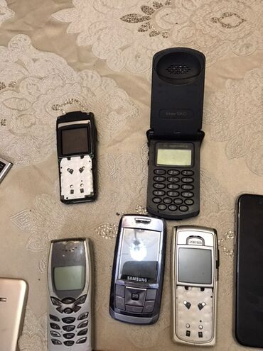 Digər mobil telefonlar: Məhsul: Mobil telefonlar kolleksiyası Təsvir: - Şəkillərdə müxtəlif — 2