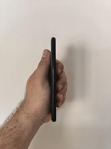 tablet 10 inča: Samsung A20e dual sim, otključan za sve mreže. Ima 3/32 gb memorije — 3