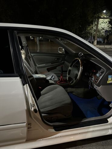 Toyota: Toyota Mark II: 1999 г., 3 л, Механика, Бензин, Седан — 7