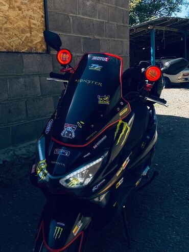 вайпер актив: Спортивный скутер в стиле Monster Energy с обширным тюнингом и