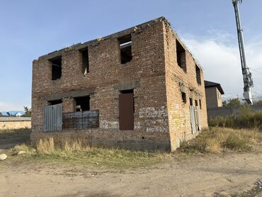 продажа дома в селе ивановка: Продаю Здание, 250 м²