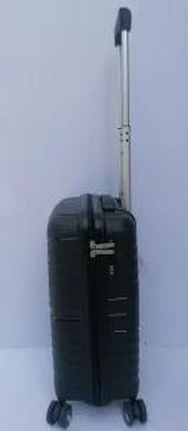 Putni koferi i torbe: Tvrdi kofer na točkiće – kabinski format - Materijal: čvrsta ABS/PC — 16