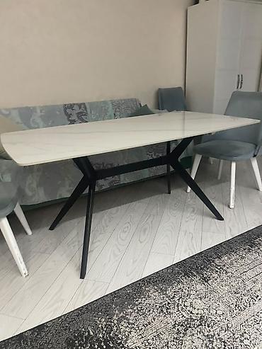 Qonaq masası, İşlənmiş, Açılmayan, Mərmər, Dördbucaq masa