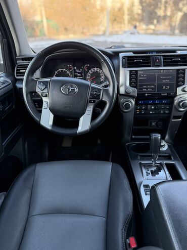 Toyota: Toyota 4Runner: 2020 г., 4 л, Автомат, Бензин, Внедорожник — 8