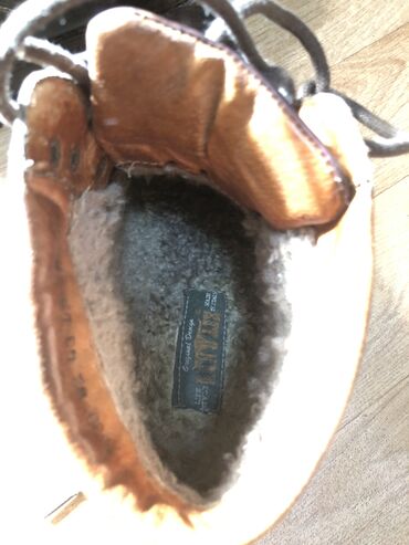 ботинки columbia: Мужские ботинки чистая кожа фирмы 
Размер 43
Фирмы: mon Rex original