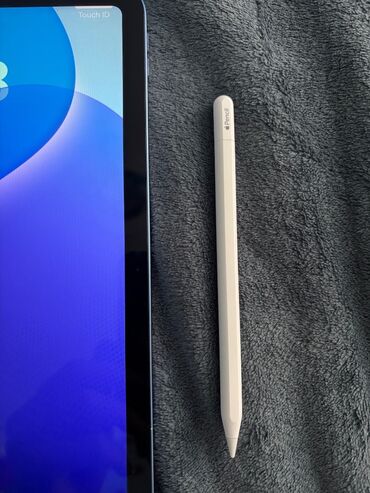 uşaq tableti: İşlənmiş Apple iPad 10 (2022), 10,9", 256 GB, Ödənişli çatdırılma, Rayonlara çatdırılma