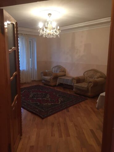 Köhnə tikili: Bakı, 4 otaqlı, Köhnə tikili, 120 kv. m — 2