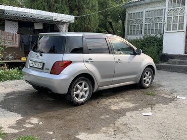 toyota iст: Toyota ist: 2002 г., 1.3 л, Автомат, Бензин, Вэн/Минивэн