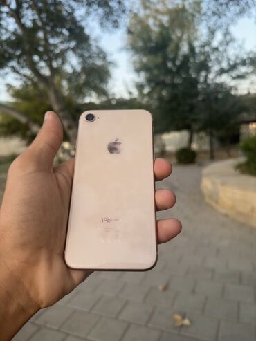 2 ci əl ayfon: IPhone 8, 64 GB, Qızılı, Barmaq izi