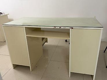 kombi şkafı: Düz masa, Polkalı, Siyirməli, Sadə laminat — 1