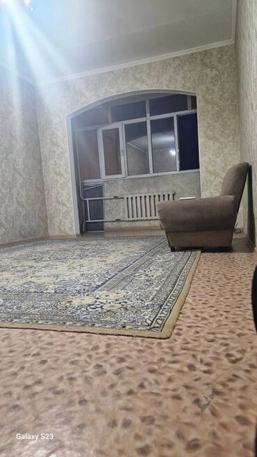 сдаю 1комн: 1 комната, 47 м², 106 серия улучшенная, 4 этаж, Старый ремонт