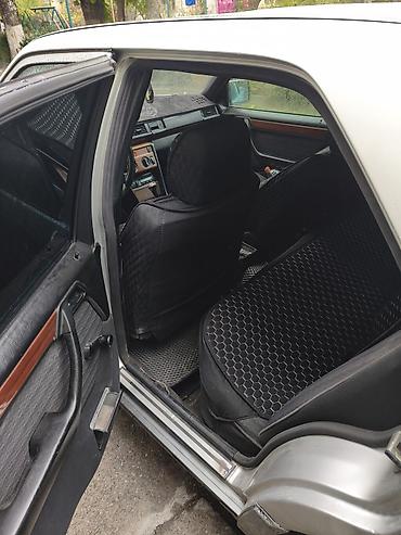 мэри: Mercedes-Benz W124: 1993 г., 2.2 л, Механика, Бензин, Седан — 5