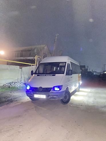мерседес бенц бусик: Автобус, Mercedes-Benz — 3
