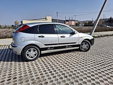 Ford: Ford Focus: 2002 г., 2 л, Автомат, Бензин, Хэтчбэк — 2
