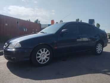 Toyota: Toyota Avensis: 2001 г., 1.8 л, Автомат, Бензин, Хэтчбэк