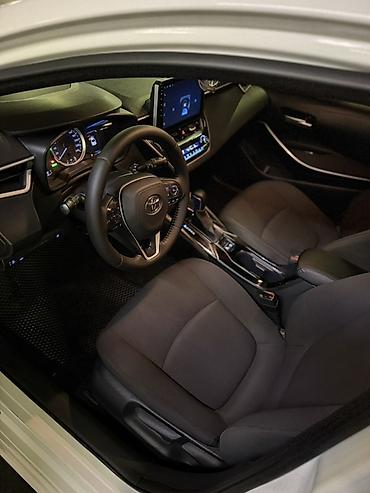 митсубиси кондиционер: Toyota Corolla: 2020 г., 1.8 л, Вариатор, Гибрид, Седан — 5