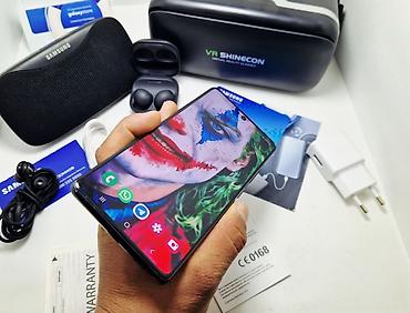 Samsung: Samsung Galaxy S10 5G, Б/у, 256 ГБ, цвет - Черный, 1 SIM, 2 SIM, eSIM — 3