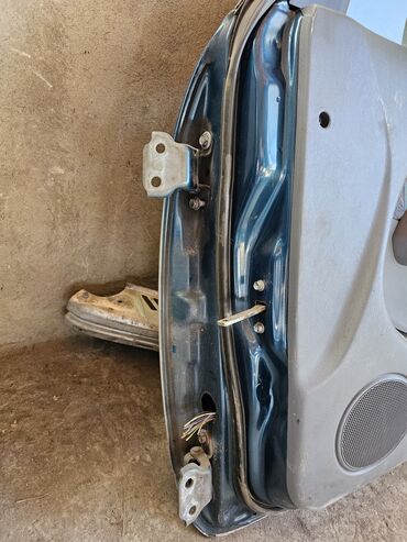 Двери и комплектующие: Дверь Передняя правая Daihatsu, Б/у, Оригинал — 8