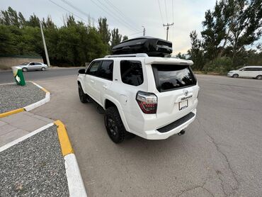 Toyota: Toyota 4Runner: 2018 г., 4 л, Автомат, Бензин, Внедорожник — 13