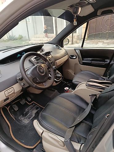 Renault: Renault Scénic (gümüşü rəng) 7nəfərlikdi. Cox səliqəli, salon təzə — 9