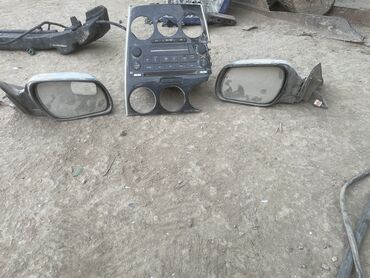 Другие автозапчасти: Штатная магнитола и зеркал мазда 6 2004 год