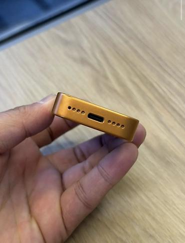 Apple iPhone: IPhone 17 Pro Max — 6