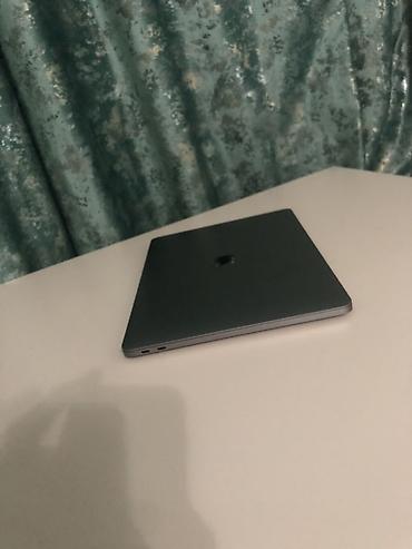 Ноутбуки Apple (MacBook): Apple MacBook Pro 13" (чип core 7 С MacBook ком добавим без проводную — 6