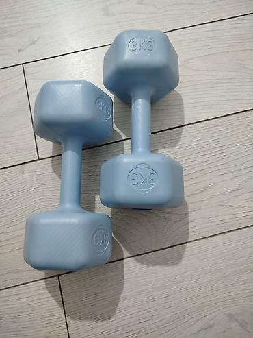 Гантели: Гантели пары 3 кг и 5 кг

3+3кг - 1500сом.
5+5кг - 2000сом — 4