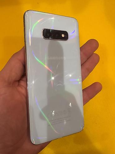 pleystein 4 pro: Samsung Galaxy S10e, 128 GB, rəng - Ağ, Simsiz şarj — 2
