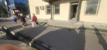 сдаётся комната гост типа чолпонатинская собственник: Сдаю Офис, 150 м², В административном здании, 1 линия