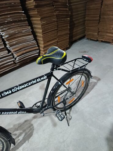 Şəhər velosipedləri: Salam Velosibet bilən bilir sadə velosibetdir bu Məndə 6ildiki var — 2