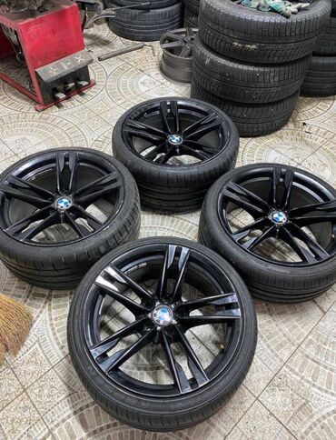 бишкек машына: Дөңгөлөктөр монтажда 275 / 35 / R 19, All-season, Колдонулган, Комплект, Жеңил унаалар, Куйма, тешиктери - 5
