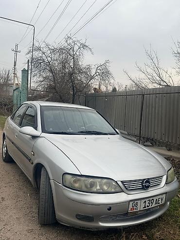 Opel: Opel Vectra: 1998 г., Хэтчбэк — 8