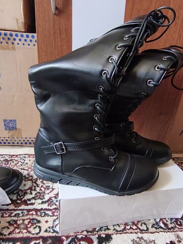 Наборы украшений: Аксессуары и обувь - Женские солнцезащитные очки-маска: единая — 2