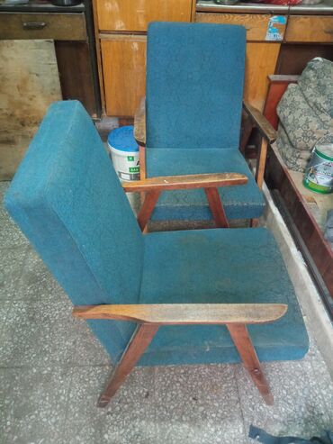 мебель стеллажи: Классическое кресло, Для зала, Б/у