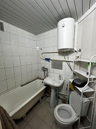 космопарк: Коммерческое помещение в 8-м микрорайоне, Бишкек Адрес: ул. Саманчина — 10
