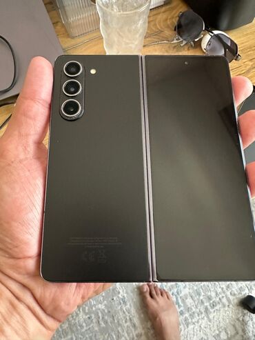 Samsung: Samsung Galaxy Fold 5G, Б/у, 256 ГБ, цвет - Черный, 2 SIM, eSIM