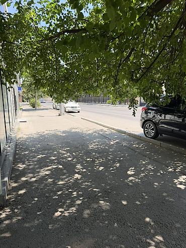 аренда парикмахерской: 7ci Mikrorayonda Bərbər kreslo icarəyə verilir yol kənarı gediş — 6