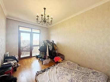 kreditle menziller: 3 otaqlı, Yeni tikili, m. Neftçilər, 96 kv. m — 1