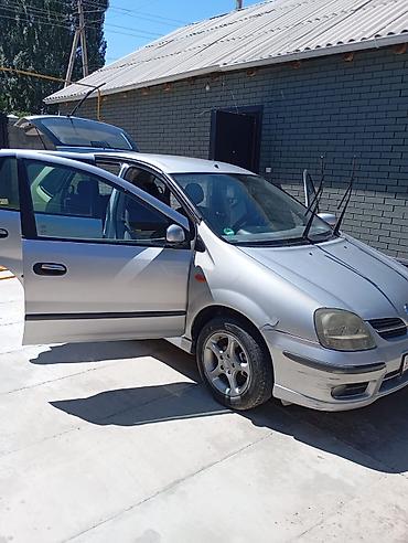 e klass: Nissan Almera Tino: 2003 г., Минивэн — 4