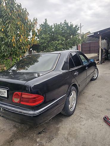 x class: Mercedes-Benz E-Class: 1996 г., 2.3 л, Механика, Бензин, Седан — 2