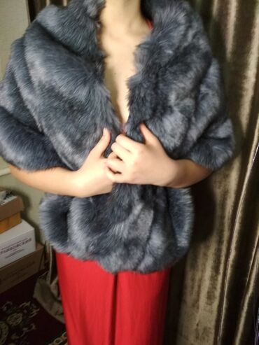 Утепленные жилеты: Накидки из искусственного меха — 5