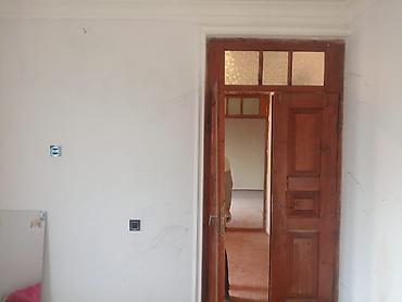 Həyət evləri və villaların satışı: 3 otaqlı, 5 kv. m, Orta təmir — 10