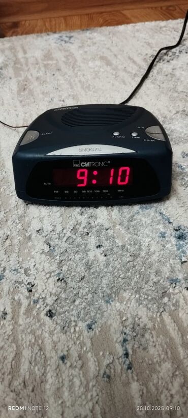 часы как телефон: Радиобудильник Clatronic Digital Alarm Clock Radio - Светодиодный