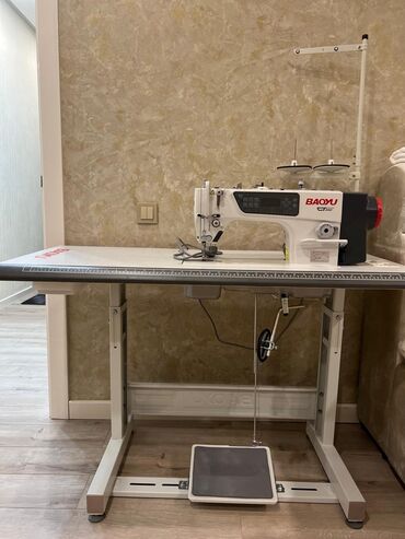 машинки швейные промышленные: Швейная машина Компьютеризованная, Автомат