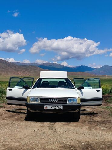 аудио а4: Audi 100: 1988 г., 2.3 л, Механика, Бензин, Седан