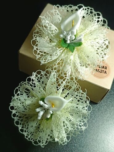 Аксессуары для волос: Бантики, заколки, галстуки броши ручной работы. в единственном — 28