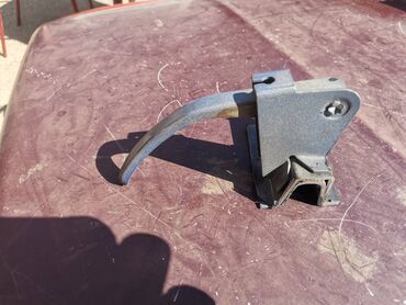 Auto delovi: Rucka za otvaranje haube Lada 2121,21213,21214 Niva,7 Riva. Polovno — 5